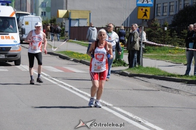 XVII Międzynarodowy Półmaraton Kurpiowski (08.05.2011) - zdjęcie #112 - eOstroleka.pl