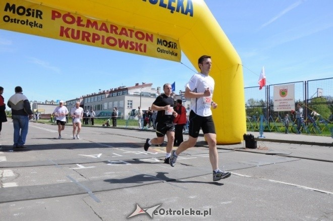 XVII Międzynarodowy Półmaraton Kurpiowski (08.05.2011) - zdjęcie #124 - eOstroleka.pl