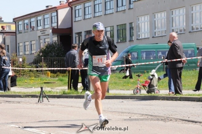 XVII Międzynarodowy Półmaraton Kurpiowski (08.05.2011) - zdjęcie #128 - eOstroleka.pl