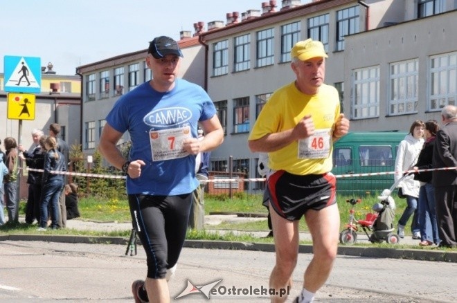 XVII Międzynarodowy Półmaraton Kurpiowski (08.05.2011) - zdjęcie #132 - eOstroleka.pl