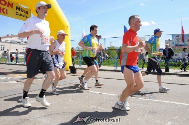 XVII Międzynarodowy Półmaraton Kurpiowski (08.05.2011) - zdjęcie #134 - eOstroleka.pl