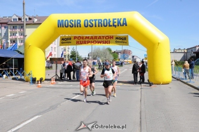 XVII Międzynarodowy Półmaraton Kurpiowski (08.05.2011) - zdjęcie #157 - eOstroleka.pl