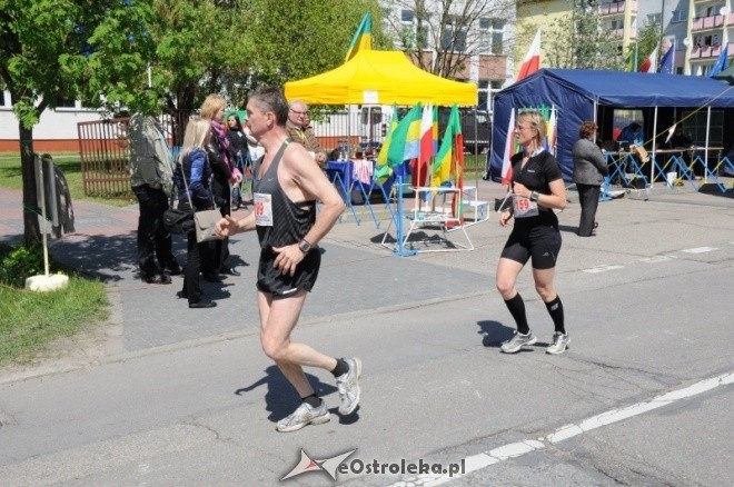 XVII Międzynarodowy Półmaraton Kurpiowski (08.05.2011) - zdjęcie #159 - eOstroleka.pl