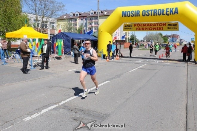 XVII Międzynarodowy Półmaraton Kurpiowski (08.05.2011) - zdjęcie #173 - eOstroleka.pl