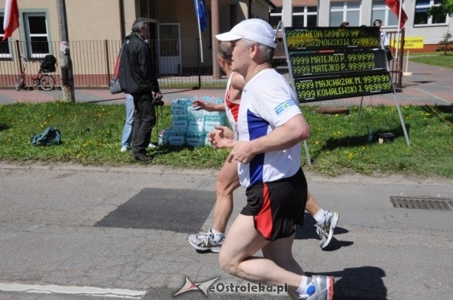 XVII Międzynarodowy Półmaraton Kurpiowski (08.05.2011) - zdjęcie #186 - eOstroleka.pl