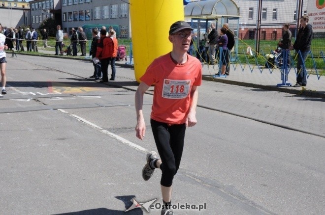 XVII Międzynarodowy Półmaraton Kurpiowski (08.05.2011) - zdjęcie #200 - eOstroleka.pl