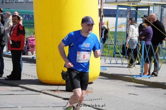 XVII Międzynarodowy Półmaraton Kurpiowski (08.05.2011) - zdjęcie #215 - eOstroleka.pl