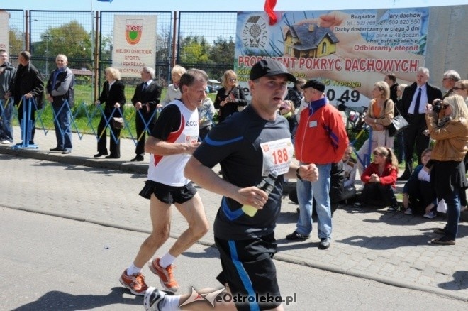 XVII Międzynarodowy Półmaraton Kurpiowski (08.05.2011) - zdjęcie #216 - eOstroleka.pl