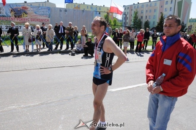 XVII Międzynarodowy Półmaraton Kurpiowski (08.05.2011) - zdjęcie #232 - eOstroleka.pl