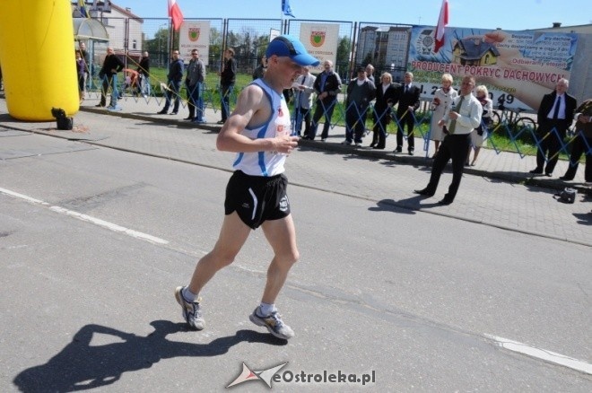 XVII Międzynarodowy Półmaraton Kurpiowski (08.05.2011) - zdjęcie #239 - eOstroleka.pl