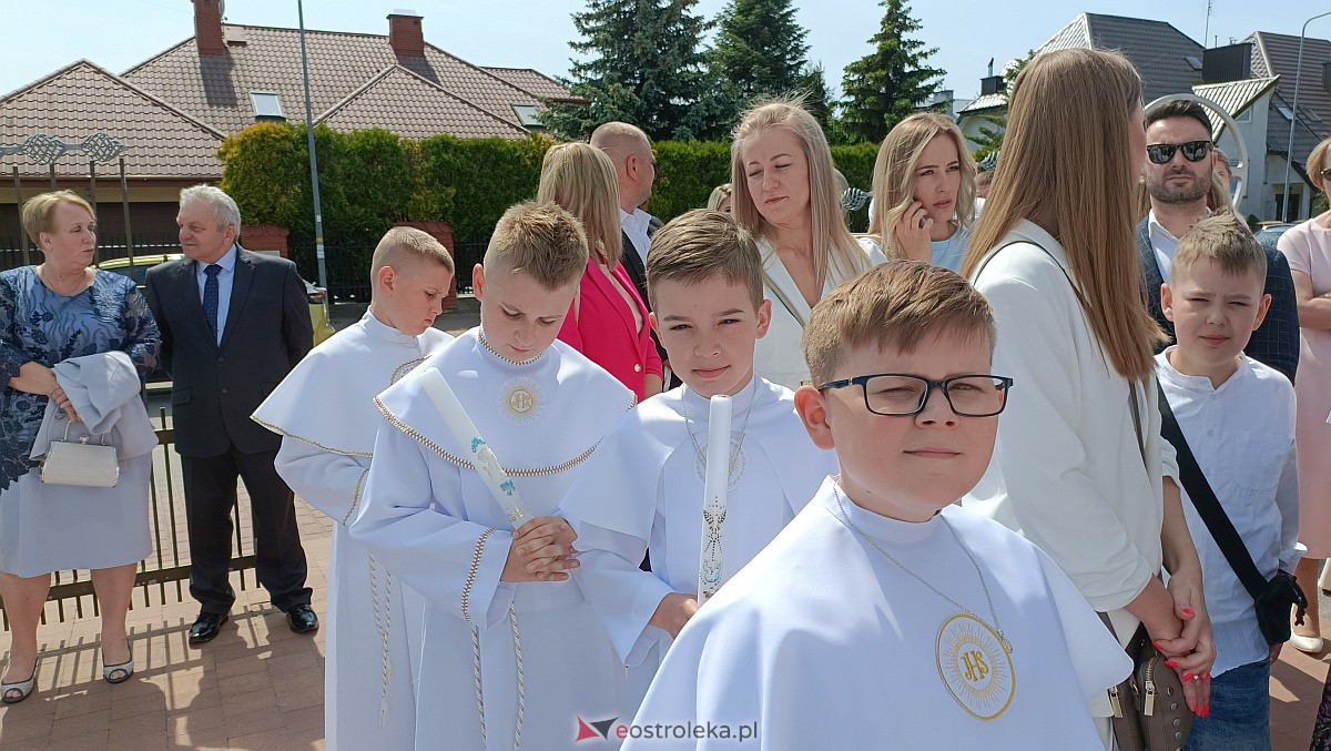 I Komunia Święta w kościele pw. NMP Królowej Rodzin [28.5.2023] - zdjęcie #28 - eOstroleka.pl