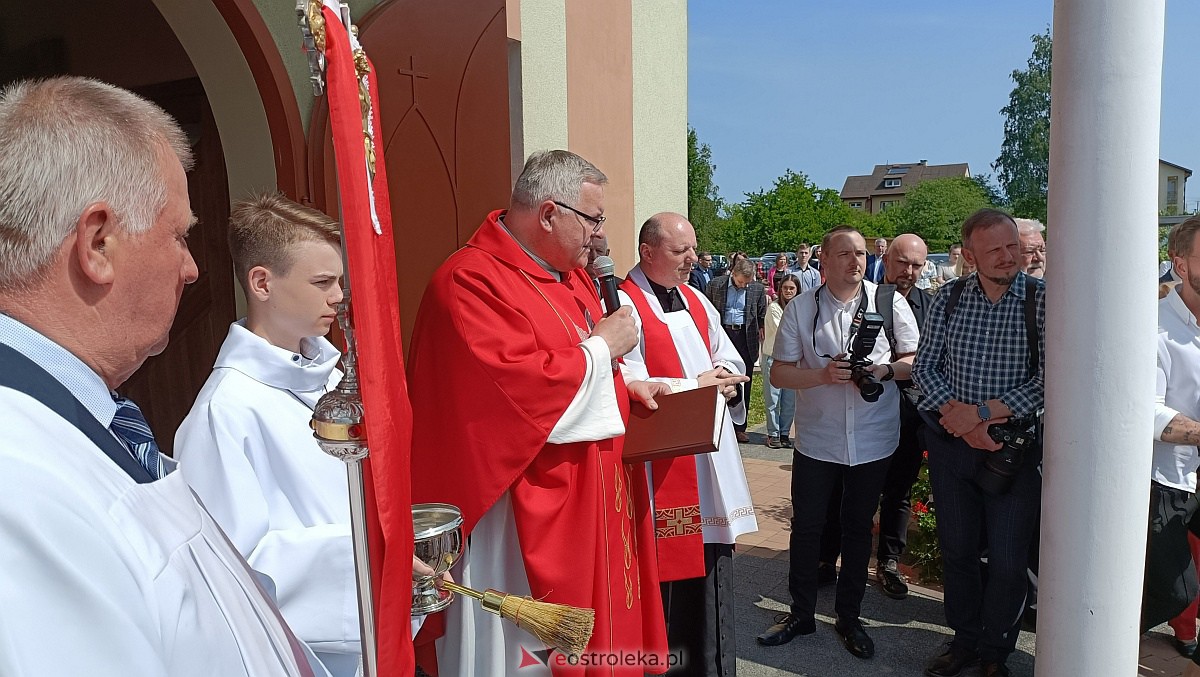 I Komunia Święta w kościele pw. NMP Królowej Rodzin [28.5.2023] - zdjęcie #36 - eOstroleka.pl