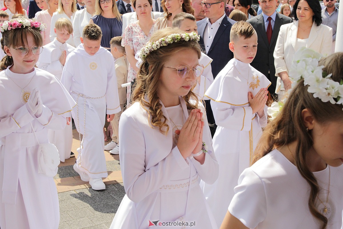 I Komunia Święta w kościele pw. NMP Królowej Rodzin [28.5.2023] - zdjęcie #63 - eOstroleka.pl