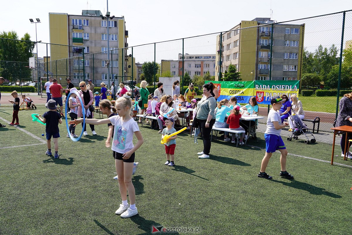 Festyn sportowo-rekreacyjny w Szkole Podstawowej nr 2 w Ostrołęce [28.05.2023] - zdjęcie #2 - eOstroleka.pl