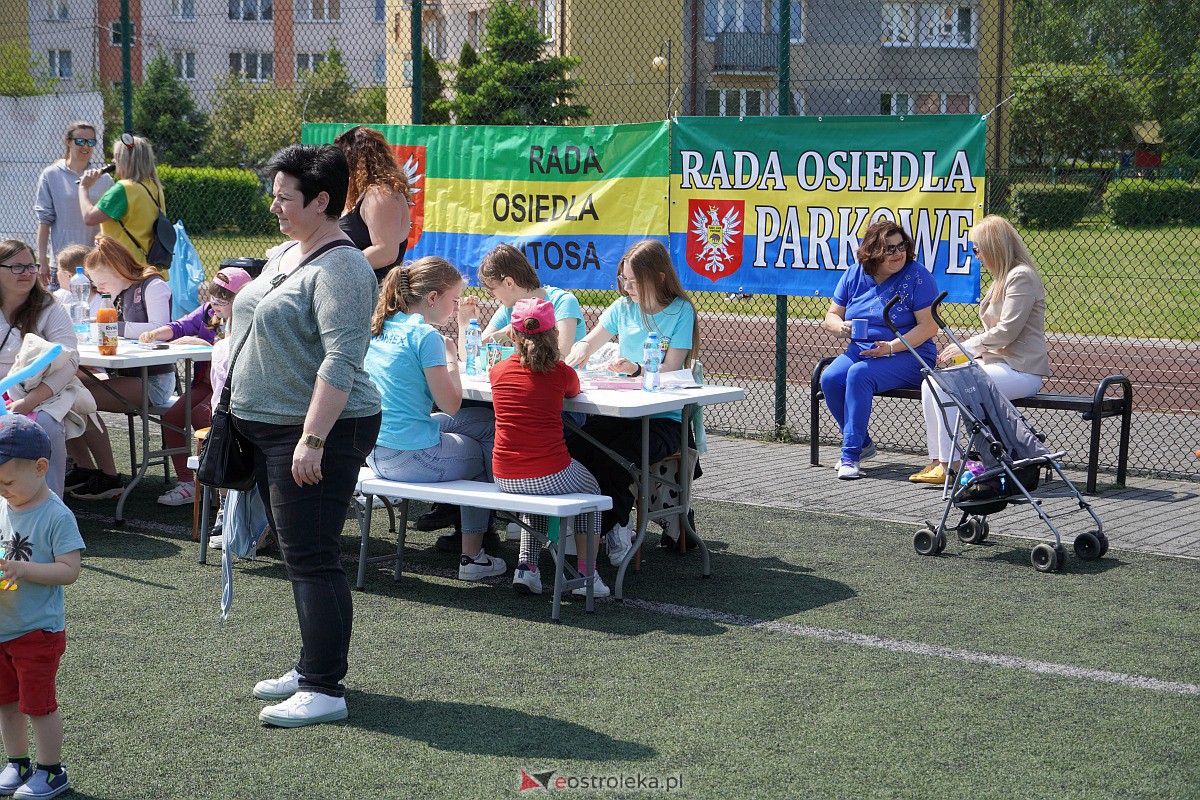 Festyn sportowo-rekreacyjny w Szkole Podstawowej nr 2 w Ostrołęce [28.05.2023] - zdjęcie #3 - eOstroleka.pl