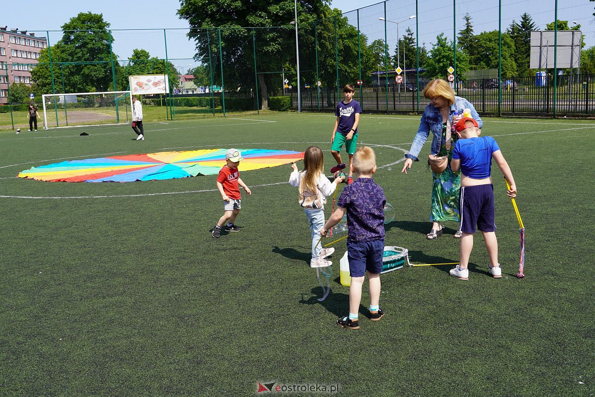 Festyn sportowo-rekreacyjny w Szkole Podstawowej nr 2 w Ostrołęce [28.05.2023] - zdjęcie #5 - eOstroleka.pl