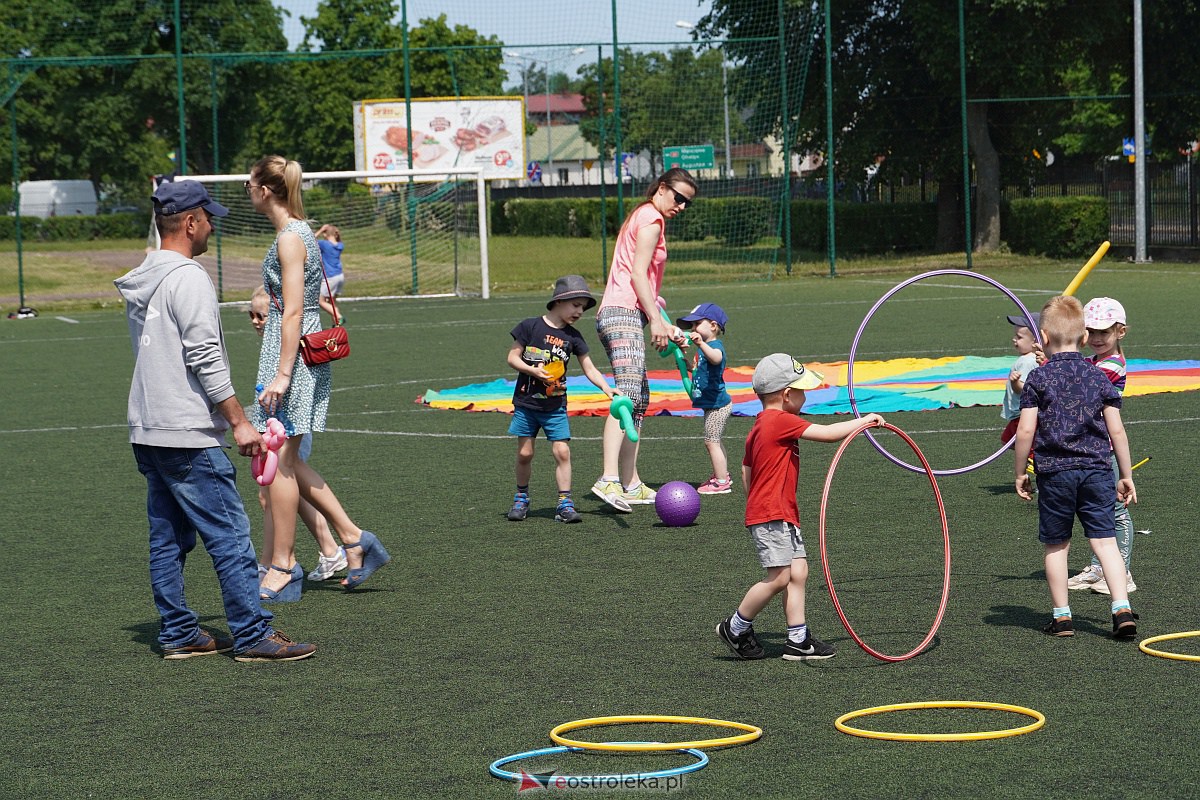 Festyn sportowo-rekreacyjny w Szkole Podstawowej nr 2 w Ostrołęce [28.05.2023] - zdjęcie #39 - eOstroleka.pl