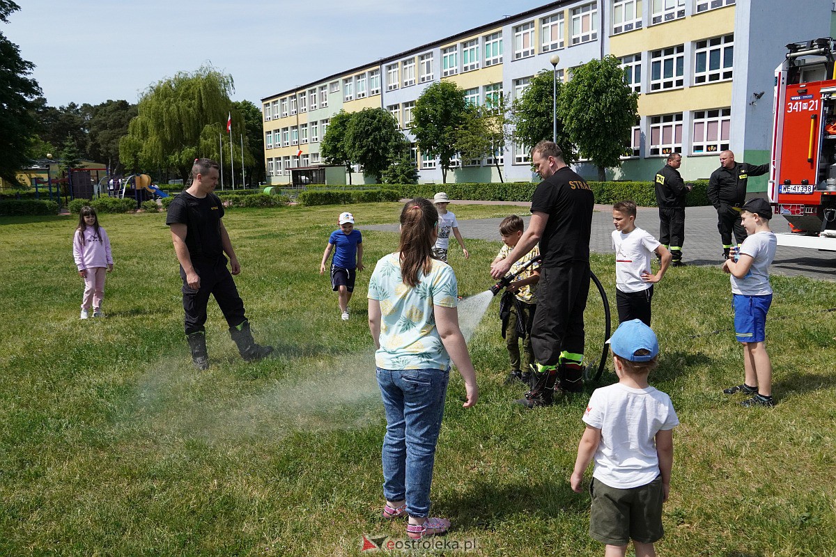 Festyn sportowo-rekreacyjny w Szkole Podstawowej nr 2 w Ostrołęce [28.05.2023] - zdjęcie #26 - eOstroleka.pl