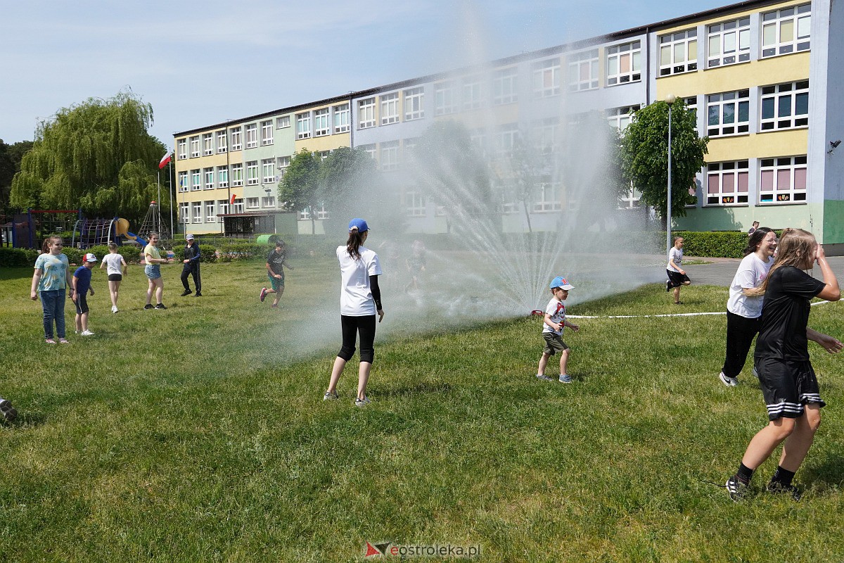Festyn sportowo-rekreacyjny w Szkole Podstawowej nr 2 w Ostrołęce [28.05.2023] - zdjęcie #11 - eOstroleka.pl
