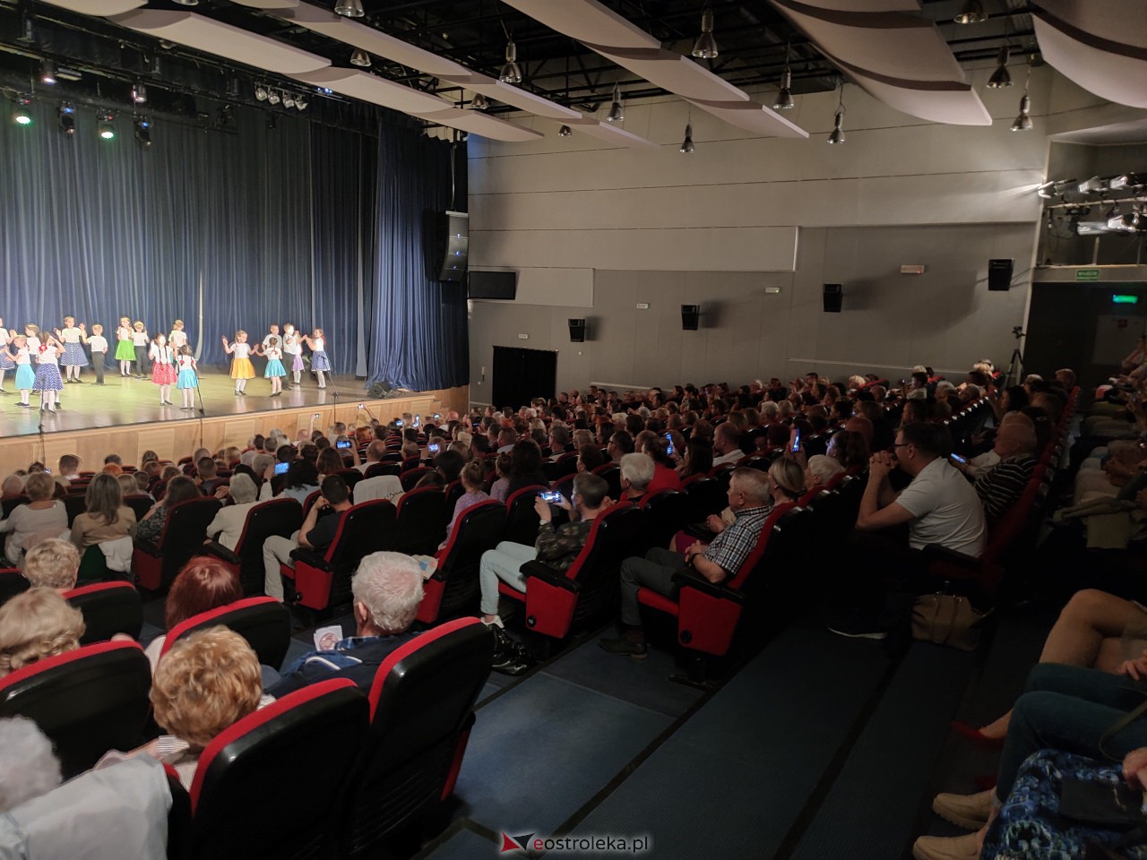 Koncert Zespołu Pieśni i Tańca Kurpie [28.05.2023] - zdjęcie #4 - eOstroleka.pl