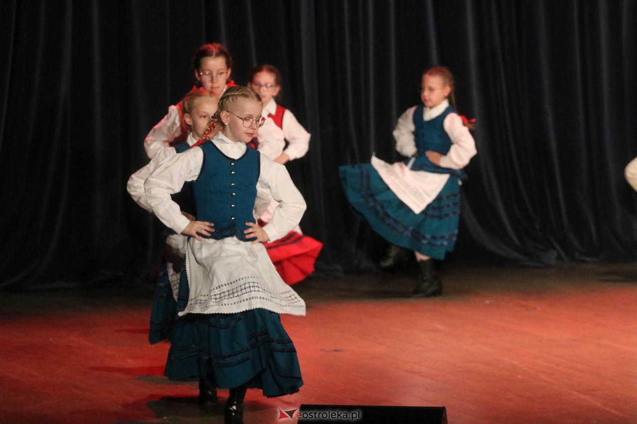 Koncert Zespołu Pieśni i Tańca Kurpie [28.05.2023] - zdjęcie #8 - eOstroleka.pl