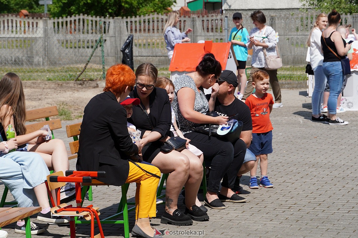 Pikinik rodzinny Zabawa dla sztandaru w Szkole Podstawowej w Ołdakach [28.05.2023] - zdjęcie #55 - eOstroleka.pl