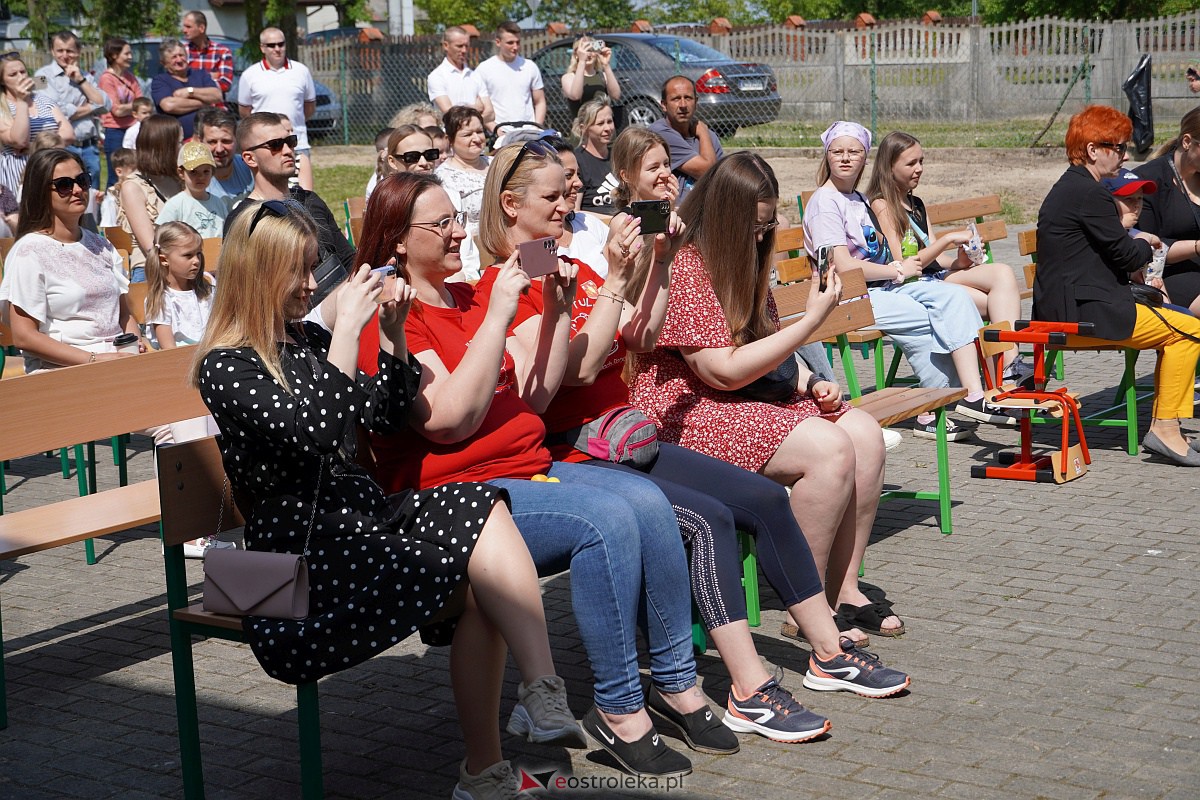 Pikinik rodzinny Zabawa dla sztandaru w Szkole Podstawowej w Ołdakach [28.05.2023] - zdjęcie #54 - eOstroleka.pl