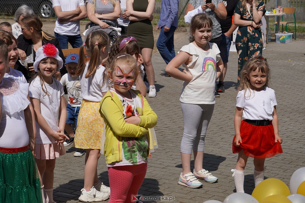Pikinik rodzinny Zabawa dla sztandaru w Szkole Podstawowej w Ołdakach [28.05.2023] - zdjęcie #7 - eOstroleka.pl