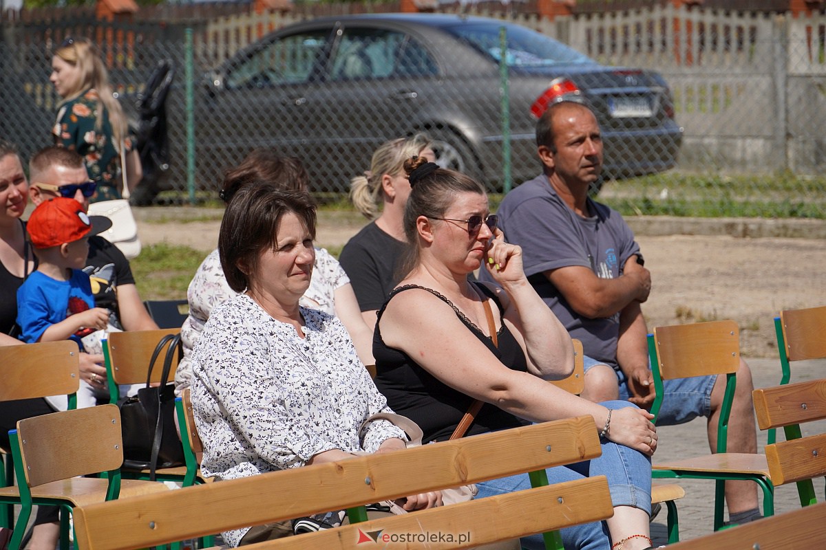 Pikinik rodzinny Zabawa dla sztandaru w Szkole Podstawowej w Ołdakach [28.05.2023] - zdjęcie #3 - eOstroleka.pl
