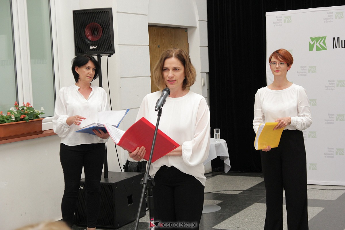 Koncert “Trzy po trzy…” w Muzeum Kultury Kurpiowskiej [28.05.2023] - zdjęcie #29 - eOstroleka.pl