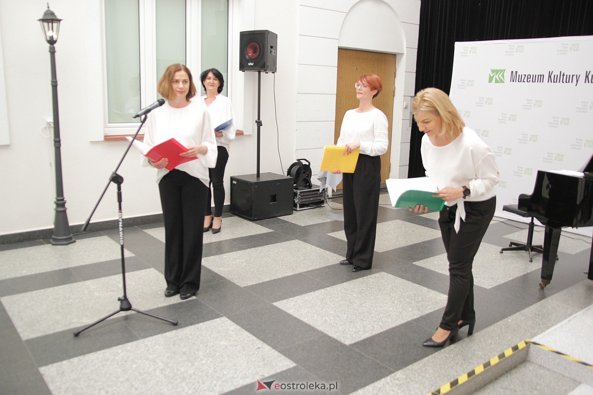 Koncert “Trzy po trzy…” w Muzeum Kultury Kurpiowskiej [28.05.2023] - zdjęcie #26 - eOstroleka.pl