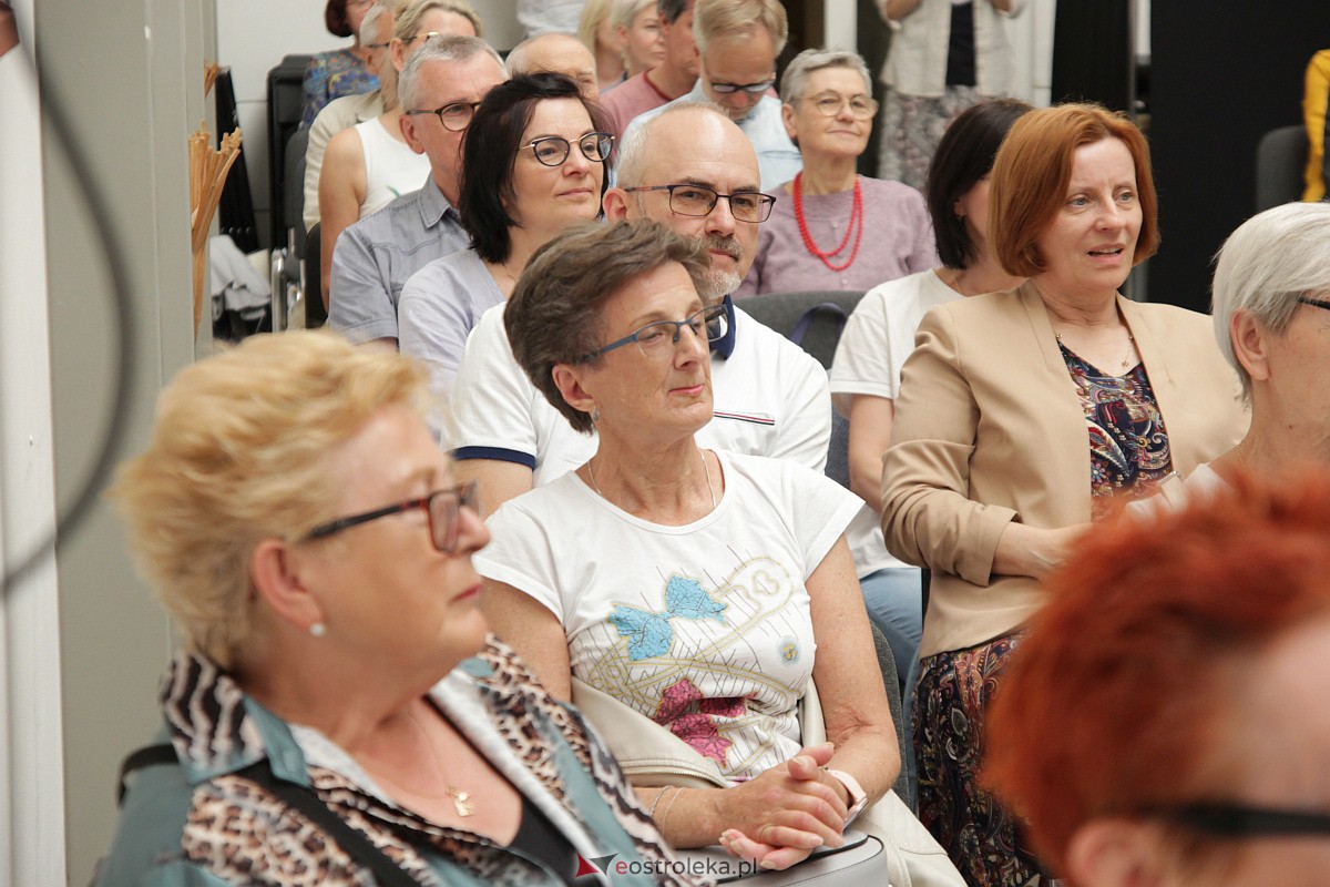Koncert “Trzy po trzy…” w Muzeum Kultury Kurpiowskiej [28.05.2023] - zdjęcie #19 - eOstroleka.pl
