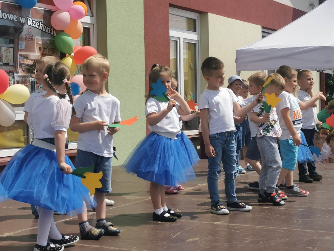 Festyn rodzinny w rzekuńskim przedszkolu - zdjęcie #6 - eOstroleka.pl