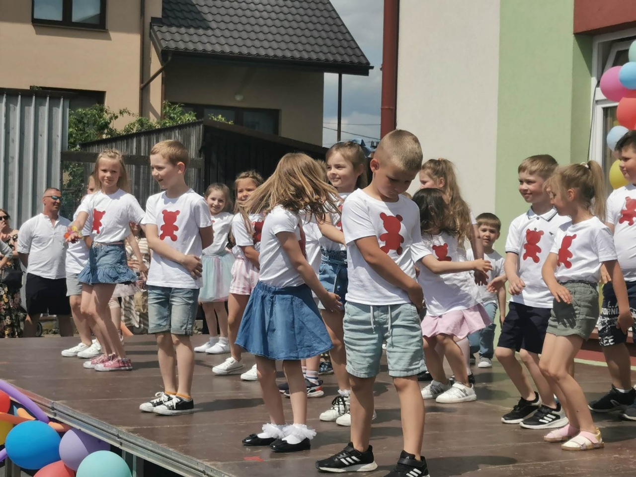 Festyn rodzinny w rzekuńskim przedszkolu - zdjęcie #21 - eOstroleka.pl