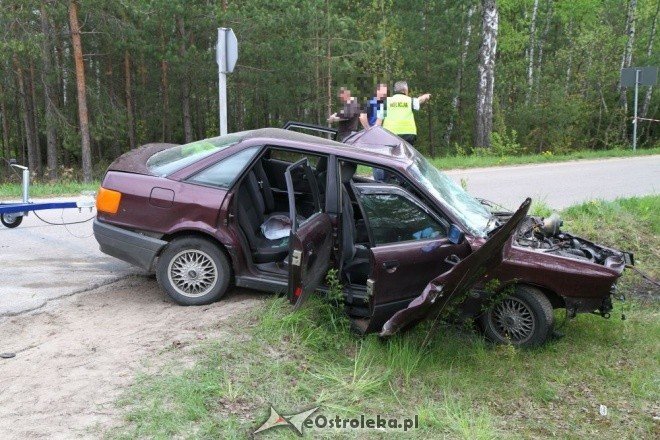Wypadek w Chudku (09.05.2011) - zdjęcie #5 - eOstroleka.pl