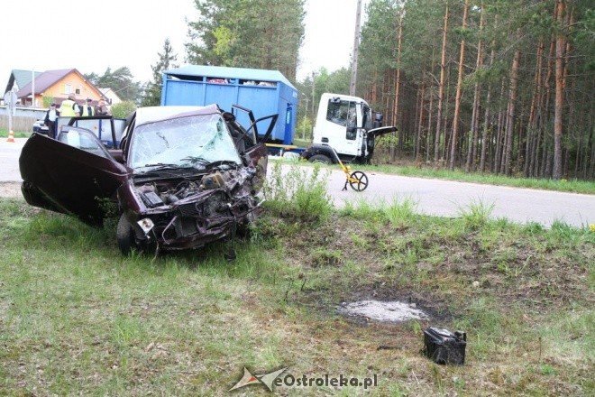 Wypadek w Chudku (09.05.2011) - zdjęcie #7 - eOstroleka.pl
