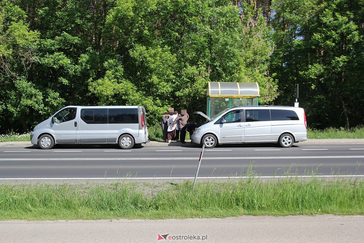 Kolizja trzech aut na Łomżyńskiej [01.06.2023] - zdjęcie #8 - eOstroleka.pl