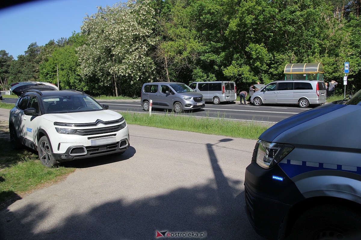 Kolizja trzech aut na Łomżyńskiej [01.06.2023] - zdjęcie #7 - eOstroleka.pl