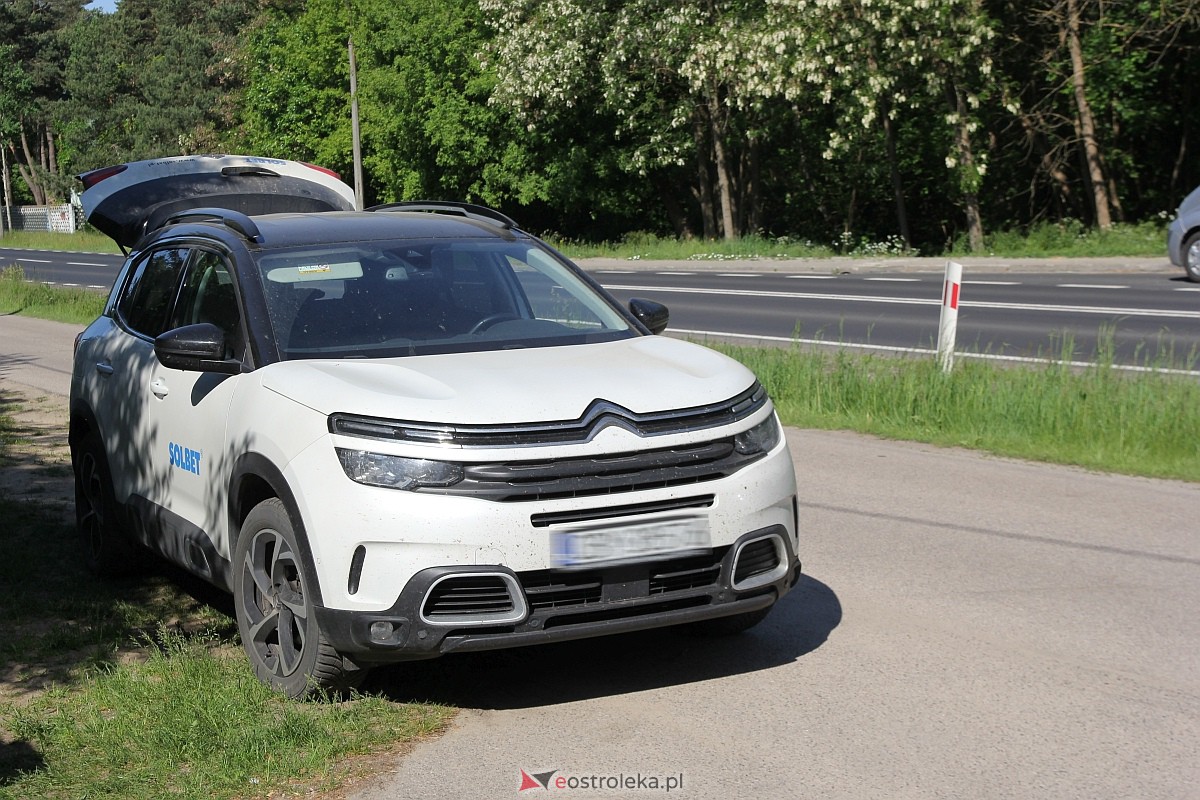 Kolizja trzech aut na Łomżyńskiej [01.06.2023] - zdjęcie #6 - eOstroleka.pl