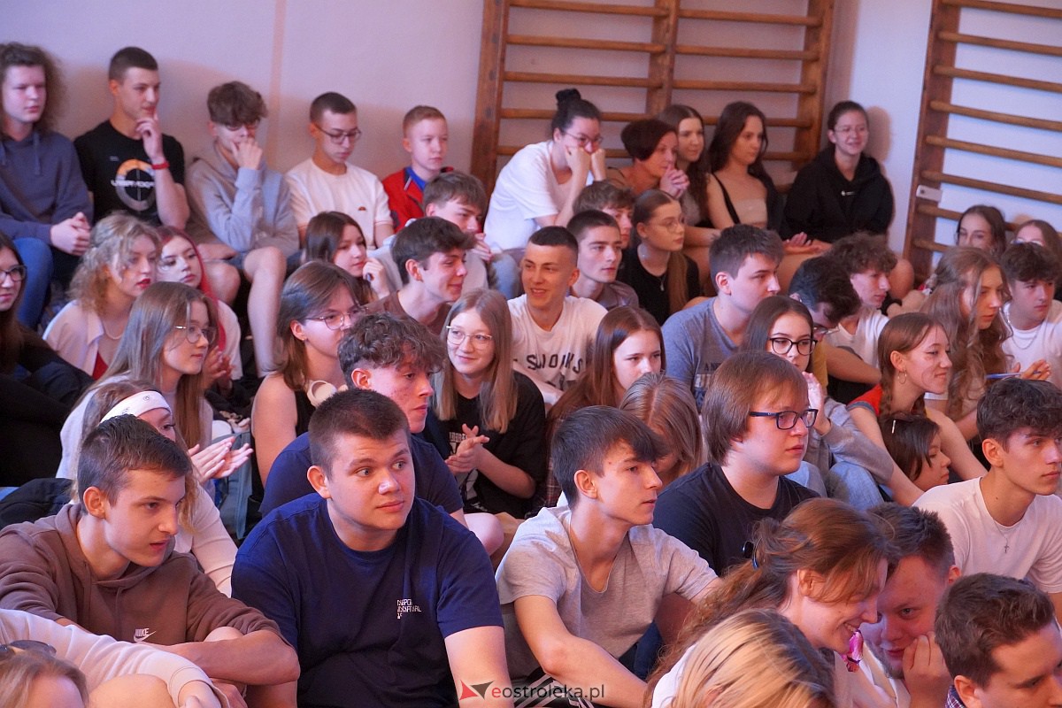 Szkolny konkurs II LO ma talent [1.06.2023] - zdjęcie #48 - eOstroleka.pl