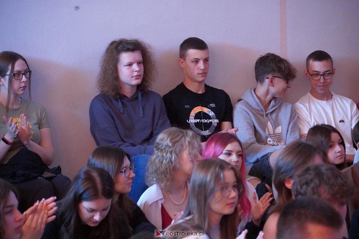 Szkolny konkurs II LO ma talent [1.06.2023] - zdjęcie #33 - eOstroleka.pl