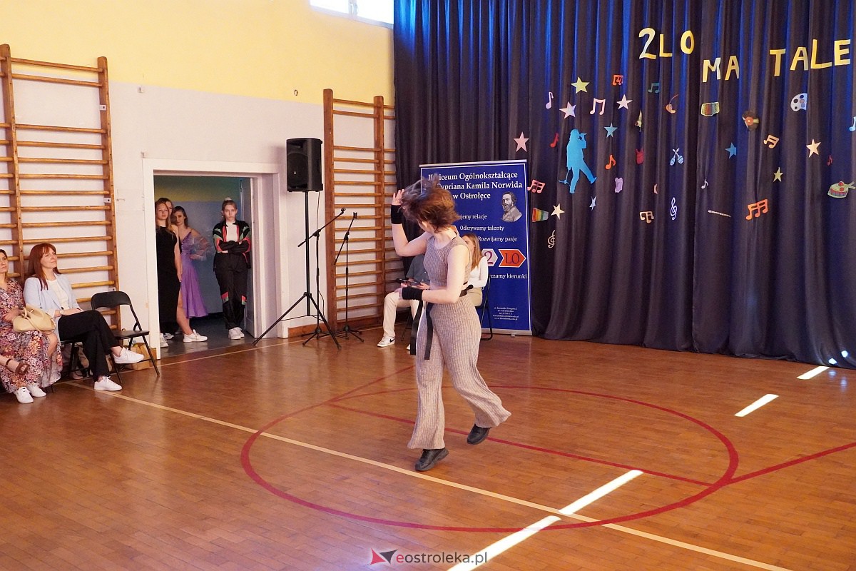 Szkolny konkurs II LO ma talent [1.06.2023] - zdjęcie #29 - eOstroleka.pl