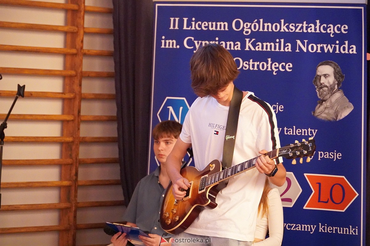 Szkolny konkurs II LO ma talent [1.06.2023] - zdjęcie #23 - eOstroleka.pl