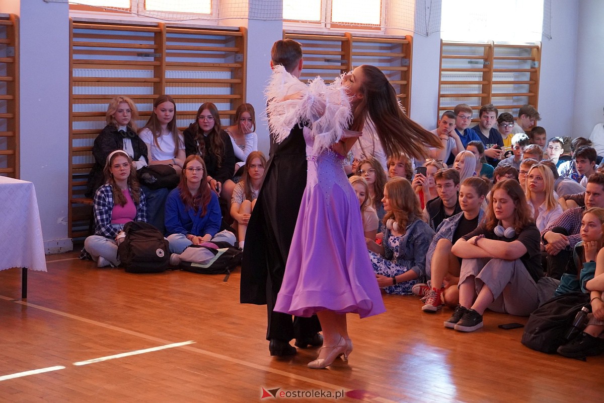 Szkolny konkurs II LO ma talent [1.06.2023] - zdjęcie #7 - eOstroleka.pl