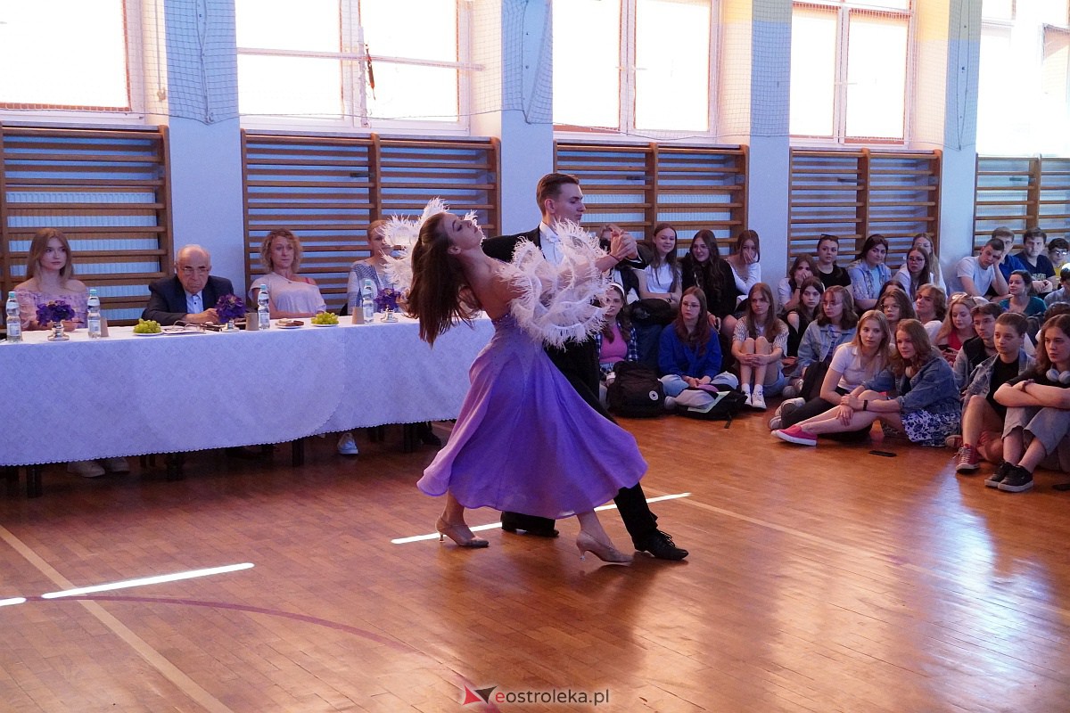 Szkolny konkurs II LO ma talent [1.06.2023] - zdjęcie #4 - eOstroleka.pl