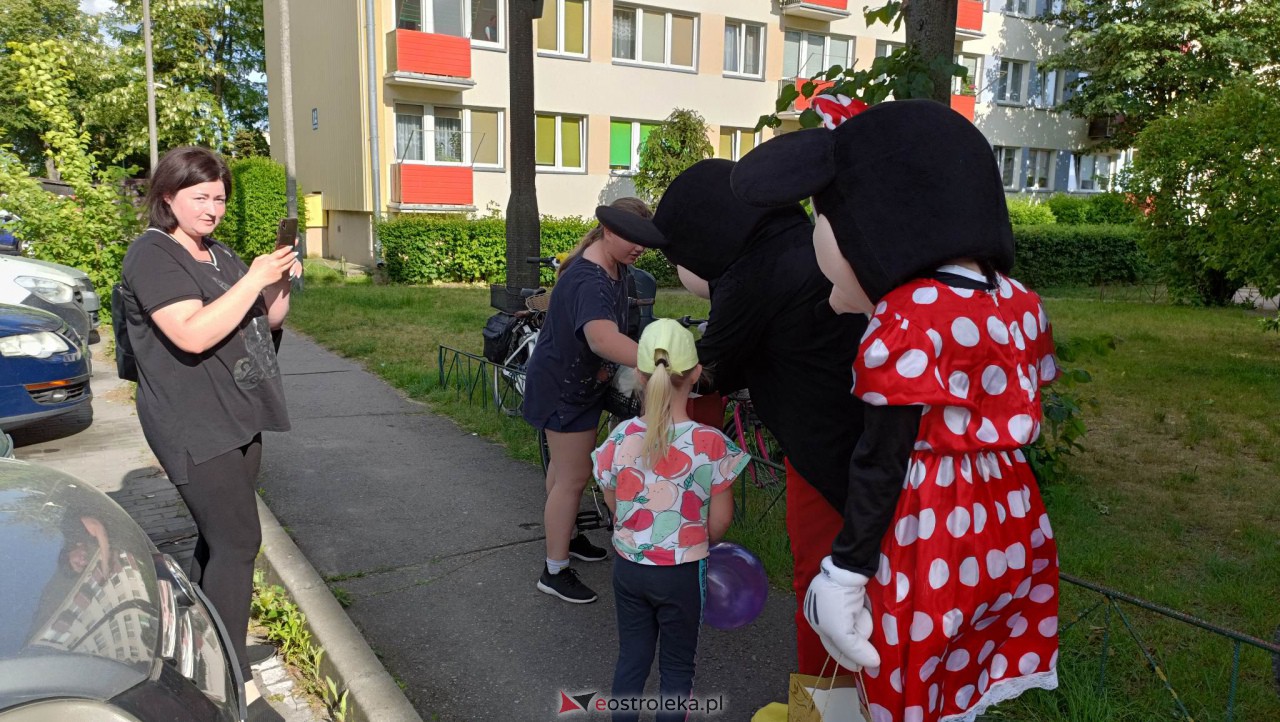 Bajkowa niespodzianka dla najmłodszych mieszkańców Ostrołęki [01.06.2023] - zdjęcie #8 - eOstroleka.pl