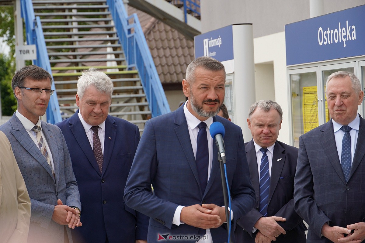 Konferencja PKP PLK - Otwarcie linii kolejowej Ostrołęka - Chorzele - zdjęcie #11 - eOstroleka.pl