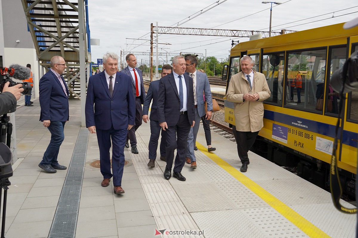 Konferencja PKP PLK - Otwarcie linii kolejowej Ostrołęka - Chorzele - zdjęcie #15 - eOstroleka.pl