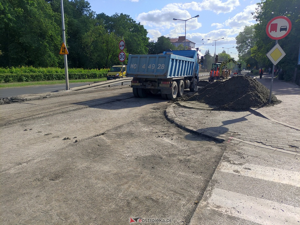 Remont ulicy Traugutta w Ostrołęce [02.06.2023] - zdjęcie #12 - eOstroleka.pl