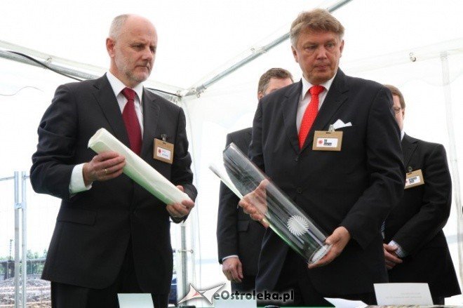 Wmurowanie kamienia węgielnego pod  Maszynę Papierniczą (10.05.2011) - zdjęcie #35 - eOstroleka.pl